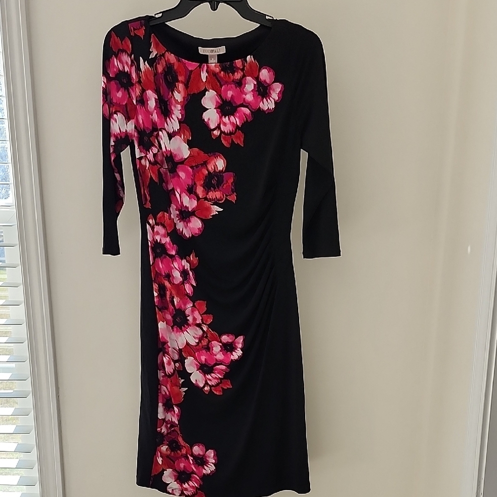 Roz & Ali Black Dress with Vibrant Pink Floral Pattern
